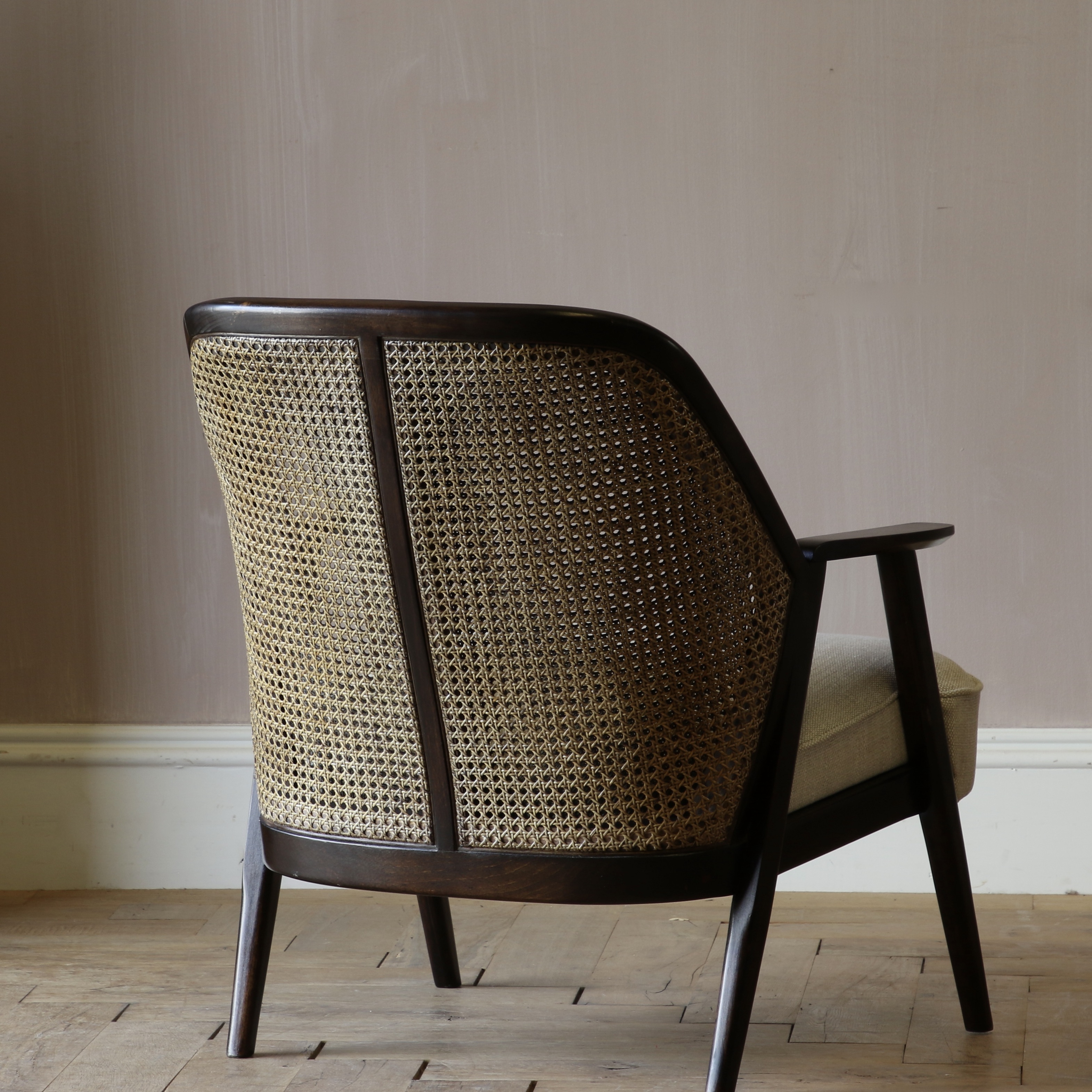 Khan Armchair // JS Editions 